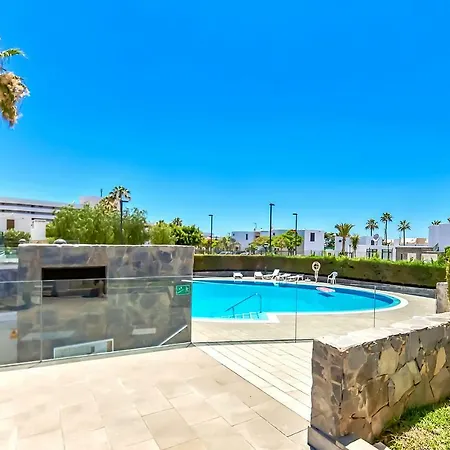 Las Americas Two Bedroom With Amazing Pool