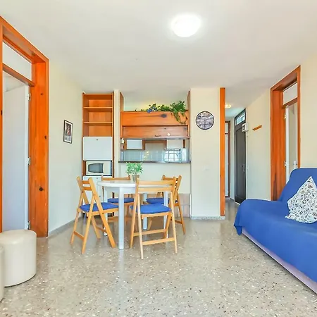 Las Americas Two Bedroom With Amazing Pool